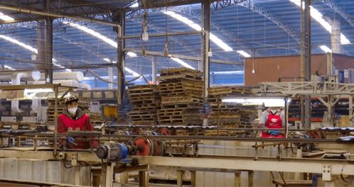 鸭溪镇抓好复工复产，建材工业经济迸发新活力